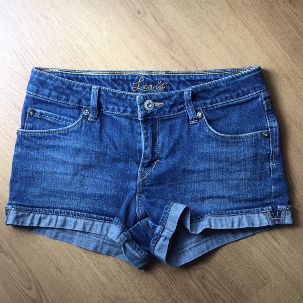Levi’s Cuffed Jean Shorts